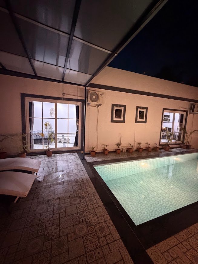 Coastal Diaries Restaurant — Pool