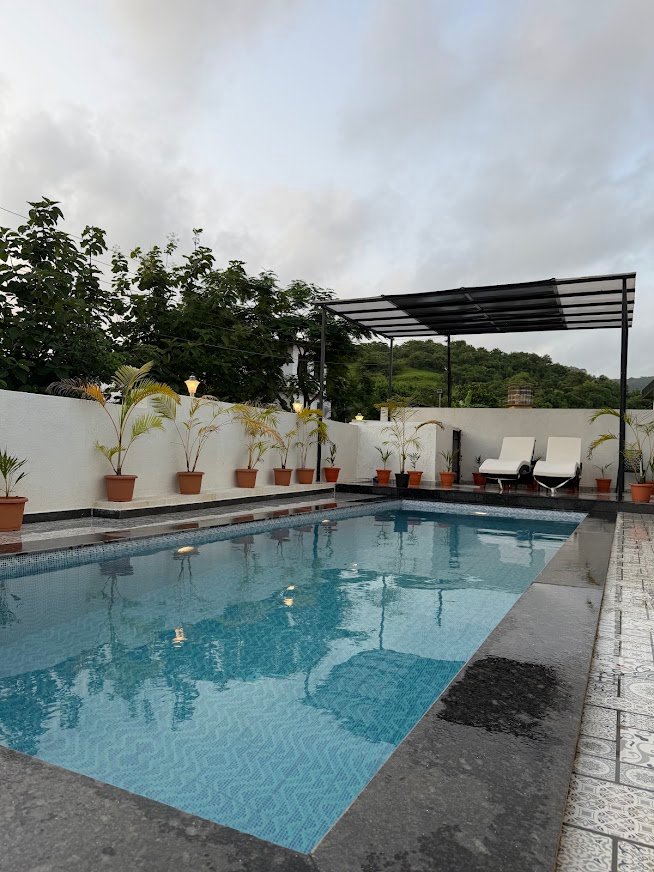 Coastal Diaries Restaurant — Pool