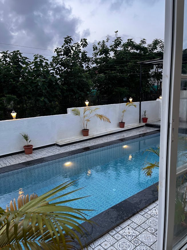 Coastal Diaries Restaurant — Pool