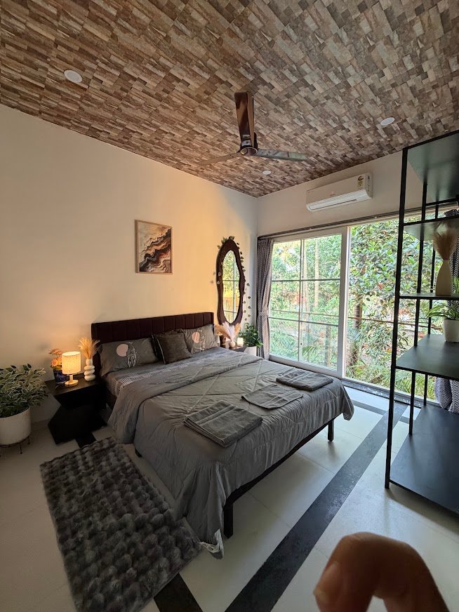 Coastal Diaries Restaurant — Bedroom