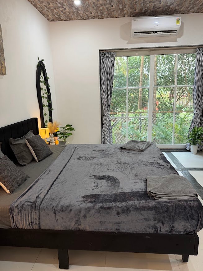 Coastal Diaries Restaurant — Bedroom