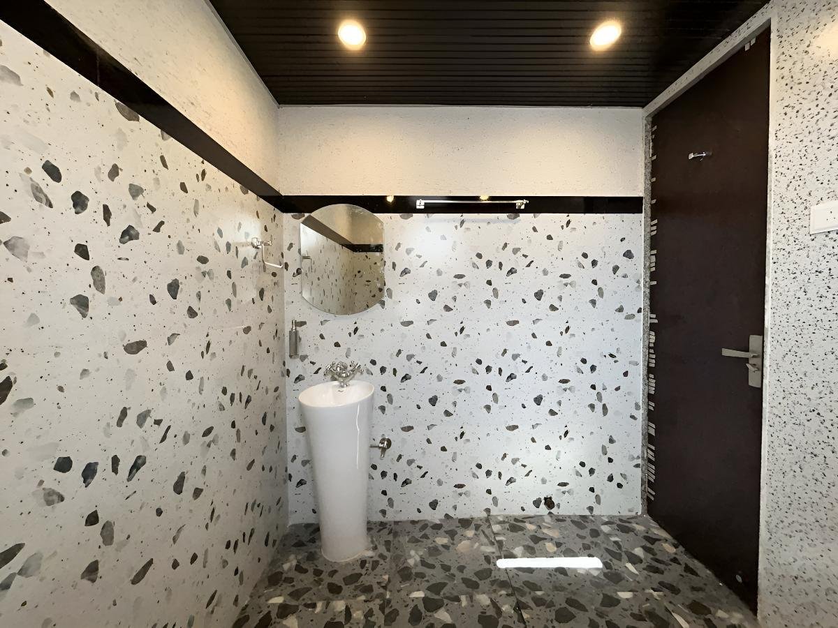 Coastal Diaries Restaurant — Bathroom