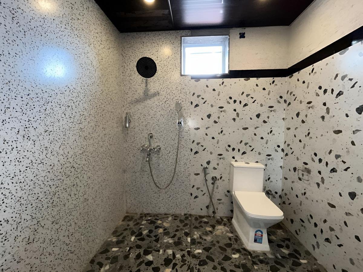 Coastal Diaries Restaurant — Bathroom