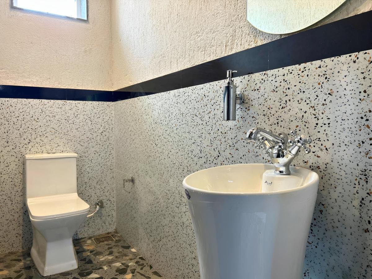 Coastal Diaries Restaurant — Bathroom