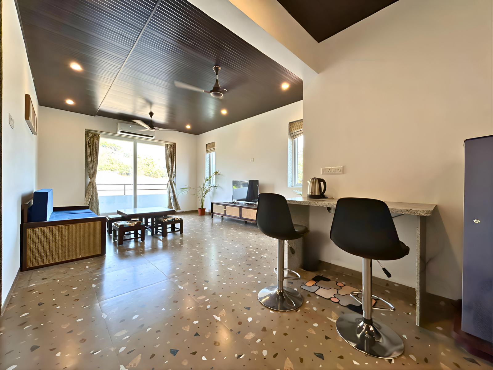 Coastal Diaries Restaurant — Living room