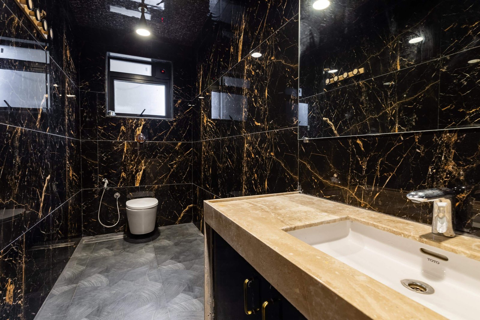 Coastal Diaries Restaurant — Bathroom