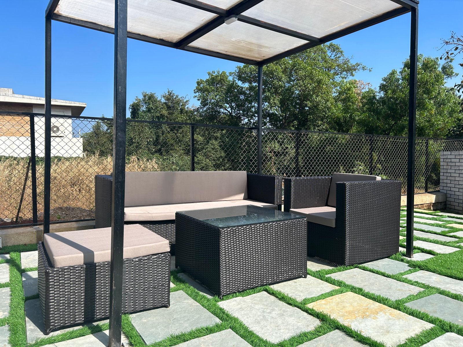 Coastal Diaries Restaurant — Outdoors