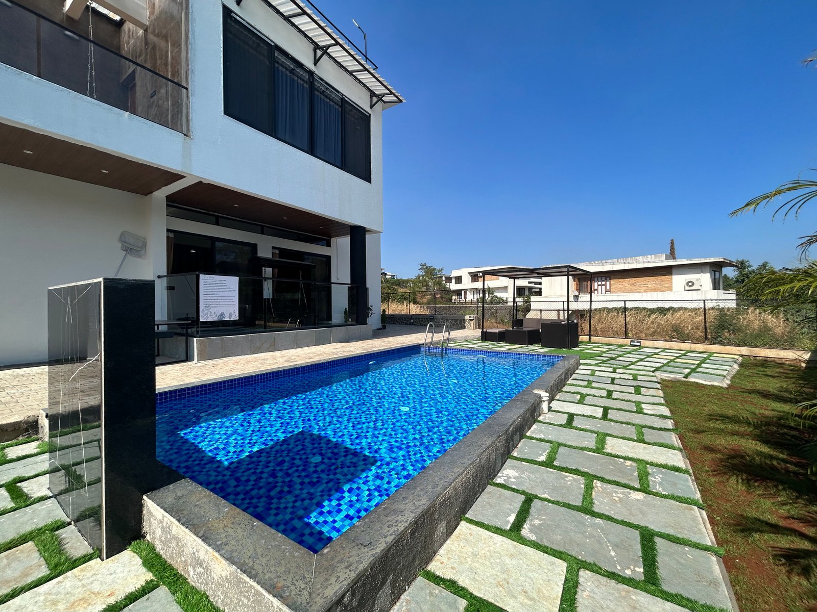 Coastal Diaries Restaurant — Pool